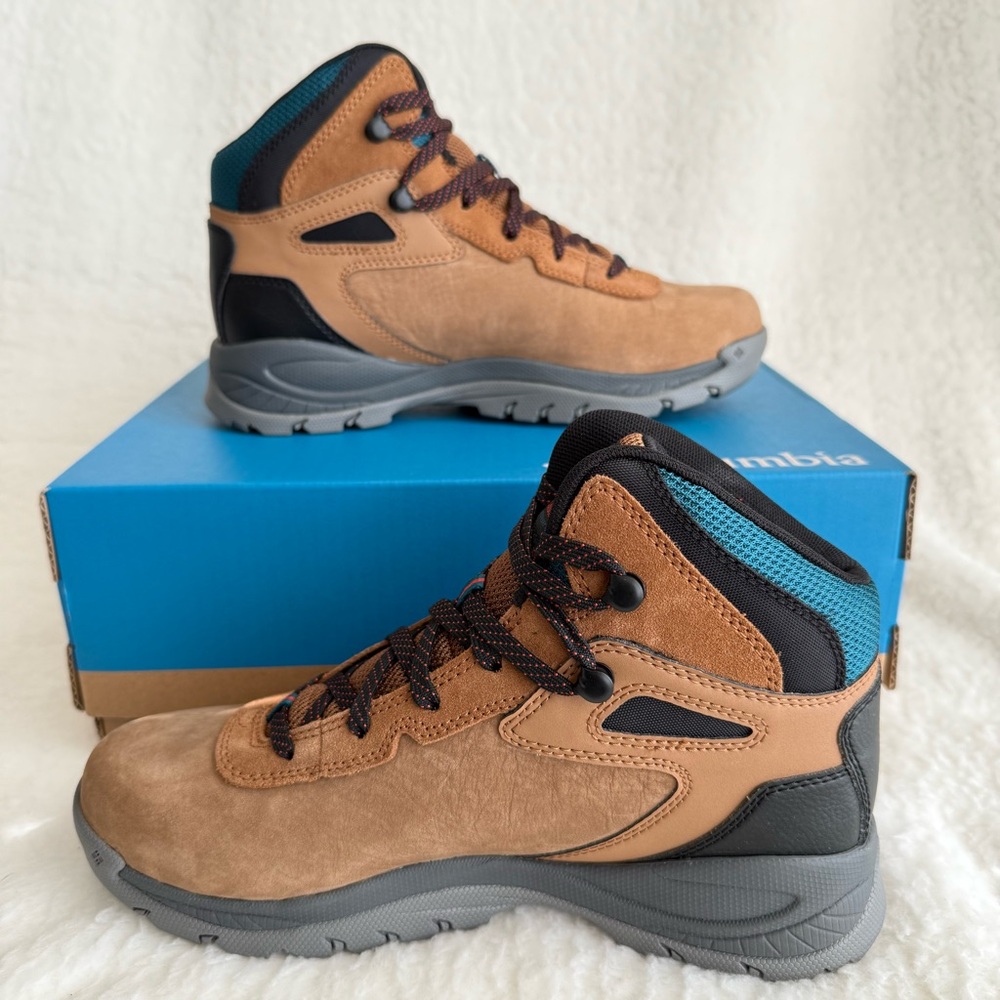 Columbia Men's Newton Ridge Brown Suede Hiking Boots, size 7